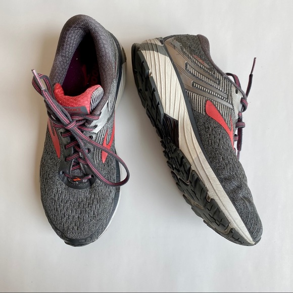 brooks gts 18 size 10